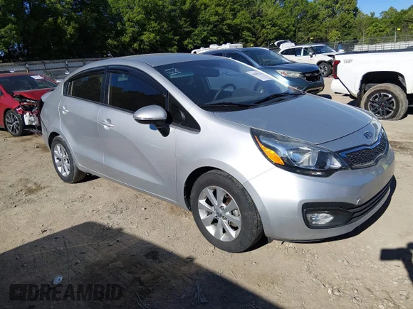 ✅ 2012 Kia Rio SX • VIN: KNADN4A30C6088954 • Lot: 45085783. Wystawiony na IAAI z przebiegiem 82 368 mil. Bezpłatny archiwum sprzedaży aukcyjnych z USA i szczegółowy raport historii pojazdu na DreamBid. Zdjęcie 1.