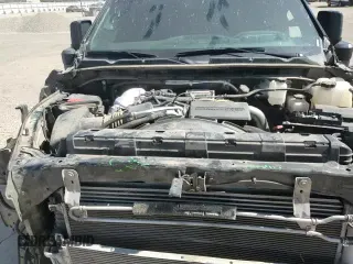 ✅ 2023 GMC Sierra 3500HD AT4 • VIN: 1GT49VEY2PF255257 • Лот: 61439195. Опубликован ранее на Copart с пробегом 57 289 миль. Бесплатный доступ к архиву аукционных продаж из США и подробный отчёт об истории автомобиля на DreamBid. Изображение 14.