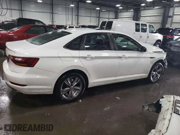 ✅ 2019 Volkswagen Jetta S • VIN: 3VWCB7BU1KM163334 • Lot: 72439002. Wystawiony na Copart z przebiegiem 67 555 mil. Bezpłatny archiwum sprzedaży aukcyjnych z USA i szczegółowy raport historii pojazdu na DreamBid. Zdjęcie 3.