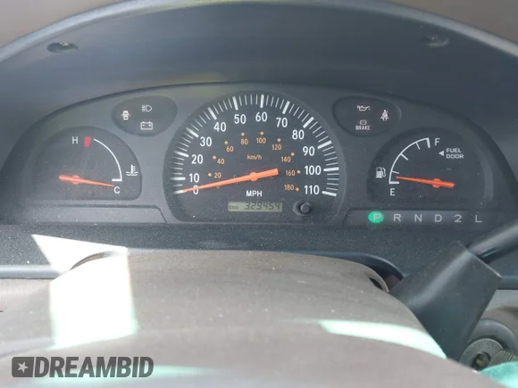✅ 2002 Toyota Tundra • VIN: 5TBJN32142S232994 • Lot: 42197473. Wystawiony na IAAI z przebiegiem 329 454 mil. Bezpłatny archiwum sprzedaży aukcyjnych z USA i szczegółowy raport historii pojazdu na DreamBid. Zdjęcie 7.