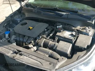 ✅ 2019 Kia Forte S • VIN: 3KPF34AD0KE031415 • Lot: 42647095. Wystawiony na IAAI z przebiegiem 105 960 mil. Bezpłatny archiwum sprzedaży aukcyjnych z USA i szczegółowy raport historii pojazdu na DreamBid. Zdjęcie 20.