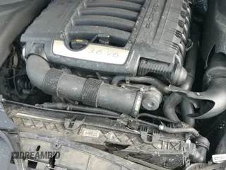 ✅ 2017 Porsche Cayenne • VIN: WP1AA2A28HKA86217 • Lot: 42099025. Listed on IAAI with 119,894 mi. Free auction sales archive from the USA and detailed vehicle history report at DreamBid. Image 20.