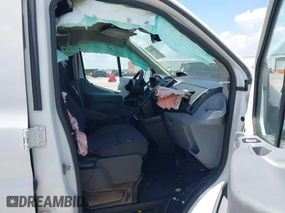 ✅ 2016 Ford Transit XL • VIN: 1FBZX2ZM2GKA20600 • Лот: 45399941. Опубліковано раніше на IAAI з пробігом 104 817 миль. Безкоштовний доступ до архіву аукціонних продажів зі США та докладний звіт про історію автомобіля на DreamBid. Зображення 5.