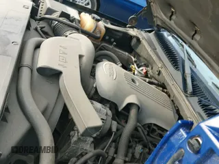 ✅ 2004 GMC Yukon XL SLT • VIN: 3GKFK16T14G273434 • Lot: 41895559. Listed on IAAI with 242,427 mi. Free auction sales archive from the USA and detailed vehicle history report at DreamBid. Image 13.