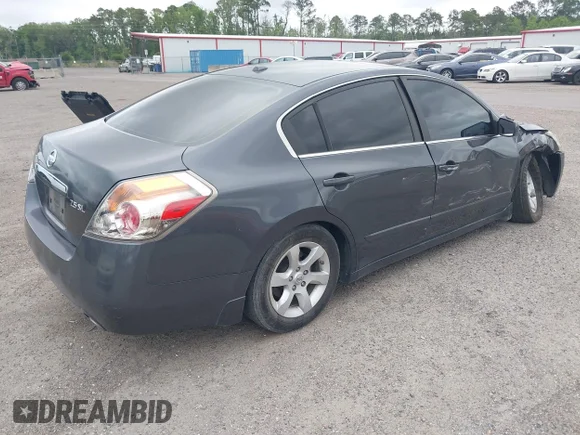 ✅ 2008 Nissan Altima S • VIN: 1N4AL21E28N551309 • Lot: 44962155. Wystawiony na IAAI z przebiegiem 107 076 mil. Bezpłatny archiwum sprzedaży aukcyjnych z USA i szczegółowy raport historii pojazdu na DreamBid. Zdjęcie 4.