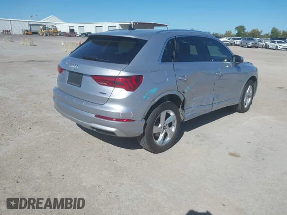 ✅ 2021 Audi Q3 Premium • VIN: WA1AUCF36M1124635 • Lot: 43479778. Wystawiony na IAAI z przebiegiem 73 780 mil. Bezpłatny archiwum sprzedaży aukcyjnych z USA i szczegółowy raport historii pojazdu na DreamBid. Zdjęcie 4.