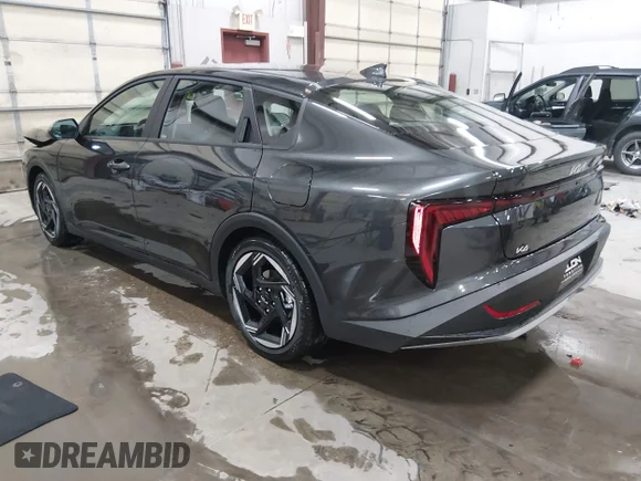 ✅ 2026 Kia K4 EX • VIN: 3KPFU4DE0TE307210 • Lot: 45068658. Wystawiony na IAAI z przebiegiem 204 mil. Bezpłatny archiwum sprzedaży aukcyjnych z USA i szczegółowy raport historii pojazdu na DreamBid. Zdjęcie 3.