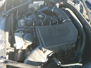 ✅ 2011 BMW 5 Series 535i xDrive • VIN: WBAFU7C52BC869695 • Lot: 43711328. Listed on IAAI with 185,177 mi. Free auction sales archive from the USA and detailed vehicle history report at DreamBid. Image 13.