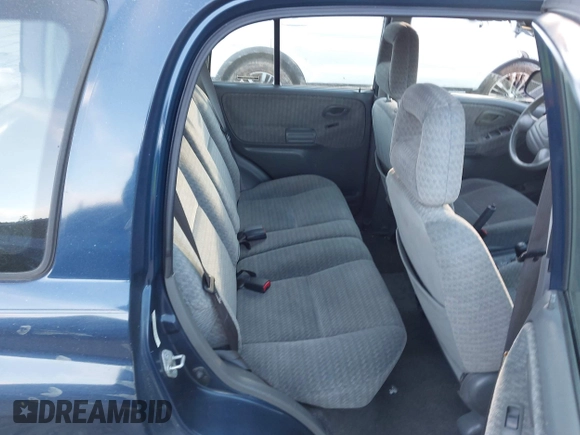 ✅ 2002 Suzuki Vitara JLX • VIN: 2S3TD52V826103606 • Lot: 44719318. Wystawiony na IAAI z przebiegiem 262 734 mil. Bezpłatny archiwum sprzedaży aukcyjnych z USA i szczegółowy raport historii pojazdu na DreamBid. Zdjęcie 8.