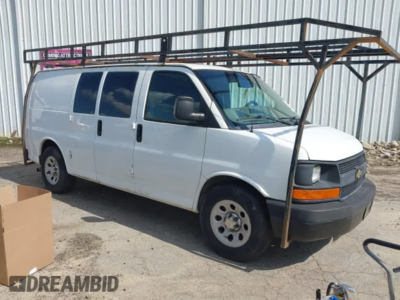 ✅ 2014 Chevrolet Express Cargo • VIN: 1GCSGAFX9E1143111 • Лот: 42991112. Опубликован ранее на IAAI с пробегом 168 014 миль. Бесплатный доступ к архиву аукционных продаж из США и подробный отчёт об истории автомобиля на DreamBid. Изображение 1.