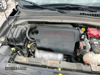 ✅ 2018 Jeep Renegade Altitude • VIN: ZACCJBBB7JPJ01243 • Lot: 66636695. Wystawiony na Copart z przebiegiem 95 071 mil. Bezpłatny archiwum sprzedaży aukcyjnych z USA i szczegółowy raport historii pojazdu na DreamBid. Zdjęcie 15.