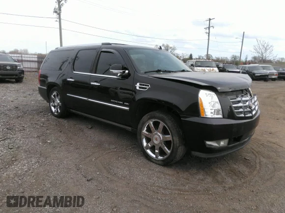✅ 2010 Cadillac Escalade ESV Premium • VIN: 1GYUKJEF7AR171835 • Lot: 42102488. Wystawiony na IAAI z przebiegiem 241 029 mil. Bezpłatny archiwum sprzedaży aukcyjnych z USA i szczegółowy raport historii pojazdu na DreamBid. Zdjęcie 1.