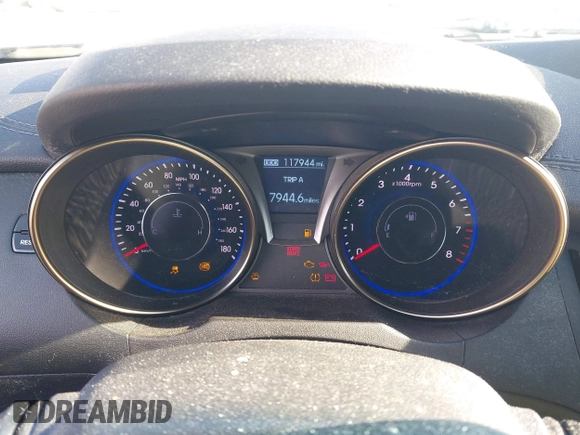 ✅ 2013 Hyundai Genesis Coupe Track • VIN: KMHHU6KJ8DU096230 • Lot: 44628131. Wystawiony na IAAI z przebiegiem 117 944 mil. Bezpłatny archiwum sprzedaży aukcyjnych z USA i szczegółowy raport historii pojazdu na DreamBid. Zdjęcie 7.