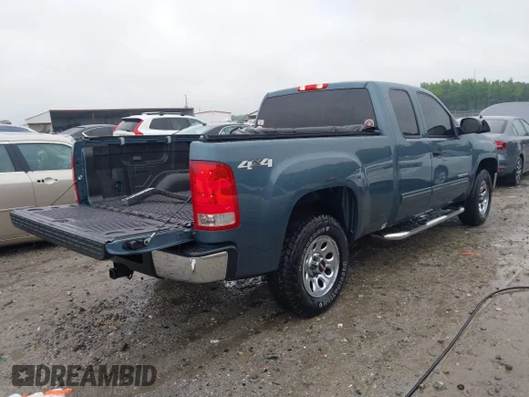 ✅ 2011 GMC Sierra 1500 SL • VIN: 1GTR2UEA8BZ456305 • Lot: 42231104. Wystawiony na IAAI z przebiegiem 143 525 mil. Bezpłatny archiwum sprzedaży aukcyjnych z USA i szczegółowy raport historii pojazdu na DreamBid. Zdjęcie 4.