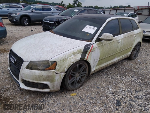 ✅ 2010 Audi A3 Premium Plus • VIN: WAUMFAFM8AA026712 • Лот: 45293515. Опубліковано раніше на IAAI з пробігом 112 182 миль. Безкоштовний доступ до архіву аукціонних продажів зі США та докладний звіт про історію автомобіля на DreamBid. Зображення 2.