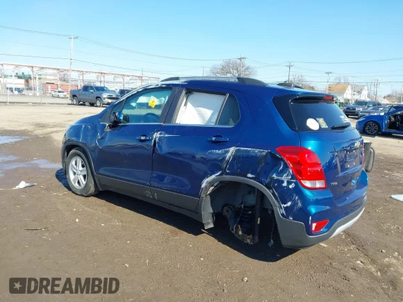 ✅ 2019 Chevrolet Trax LT • VIN: 3GNCJLSB6KL365001 • Lot: 44820326. Wystawiony na IAAI z przebiegiem 42 296 mil. Bezpłatny archiwum sprzedaży aukcyjnych z USA i szczegółowy raport historii pojazdu na DreamBid. Zdjęcie 3.