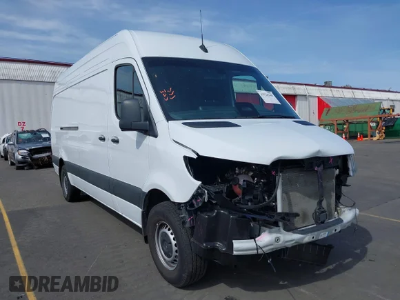 ✅ 2025 Mercedes-Benz Sprinter Cargo • VIN: W1Y4KCHY5ST201770 • Лот: 42328148. Опубликован ранее на IAAI с пробегом 10 580 миль. Бесплатный доступ к архиву аукционных продаж из США и подробный отчёт об истории автомобиля на DreamBid. Изображение 1.