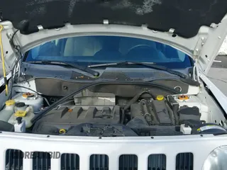 ✅ 2009 Jeep Patriot Sport • VIN: 1J8FT28B89D165425 • Lot: 43734350. Wystawiony na IAAI z przebiegiem 190 975 mil. Bezpłatny archiwum sprzedaży aukcyjnych z USA i szczegółowy raport historii pojazdu na DreamBid. Zdjęcie 12.