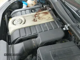 ✅ 2008 Volkswagen Eos Turbo • VIN: WVWBA71F98V030372 • Lot: 42538554. Wystawiony na IAAI z przebiegiem 153 402 mil. Bezpłatny archiwum sprzedaży aukcyjnych z USA i szczegółowy raport historii pojazdu na DreamBid. Zdjęcie 19.