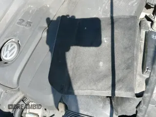 ✅ 2012 Volkswagen Passat S • VIN: 1VWAP7A35CC035327 • Lot: 42739139. Wystawiony na IAAI z przebiegiem 142 619 mil. Bezpłatny archiwum sprzedaży aukcyjnych z USA i szczegółowy raport historii pojazdu na DreamBid. Zdjęcie 12.