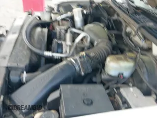 ✅ 2000 Chevrolet S-10 LS • VIN: 1GCCS19WXY8182940 • Лот: 41941118. Опубликован ранее на IAAI с пробегом 188 436 миль. Бесплатный доступ к архиву аукционных продаж из США и подробный отчёт об истории автомобиля на DreamBid. Изображение 19.