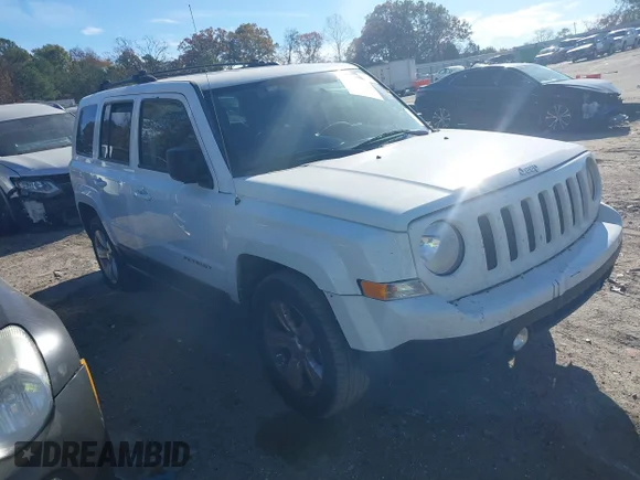 ✅ 2015 Jeep Patriot Sport • VIN: 1C4NJPBB8FD402098 • Lot: 40955745. Wystawiony na IAAI z przebiegiem 174 506 mil. Bezpłatny archiwum sprzedaży aukcyjnych z USA i szczegółowy raport historii pojazdu na DreamBid. Zdjęcie 1.