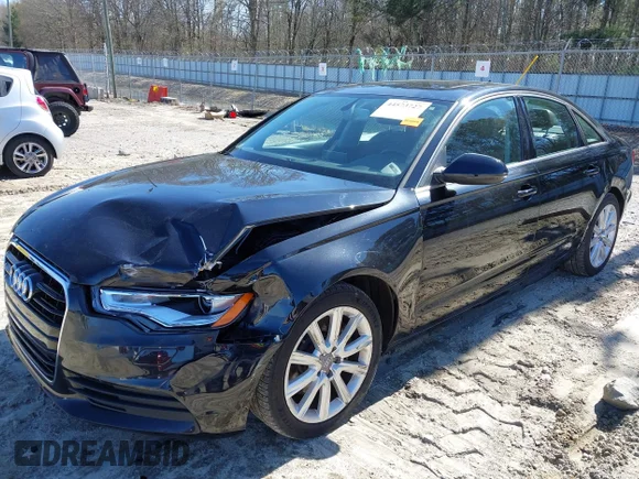 ✅ 2014 Audi A6 Premium • VIN: WAUCFAFC1EN061030 • Лот: 44573727. Опубліковано раніше на IAAI з пробігом 121 361 миль. Безкоштовний доступ до архіву аукціонних продажів зі США та докладний звіт про історію автомобіля на DreamBid. Зображення 6.