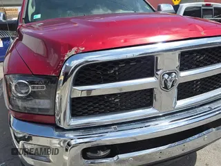 ✅ 2018 Ram 3500 Laramie • VIN: 3C63RRML6JG132602 • Lot: 71025035. Wystawiony na Copart z przebiegiem 141 274 mil. Bezpłatny archiwum sprzedaży aukcyjnych z USA i szczegółowy raport historii pojazdu na DreamBid. Zdjęcie 11.