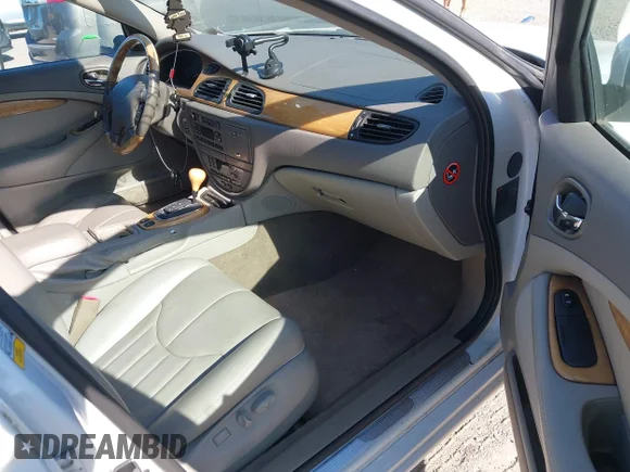 ✅ 2002 Jaguar S-Type • VIN: SAJDA01P52GM24621 • Lot: 42801412. Listed on IAAI with 173,812 mi. Free auction sales archive from the USA and detailed vehicle history report at DreamBid. Image 5.