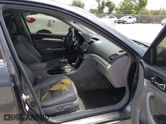 ✅ 2007 Acura TSX • VIN: JH4CL96857C002551 • Лот: 45391610. Опубліковано раніше на IAAI з пробігом 212 494 миль. Безкоштовний доступ до архіву аукціонних продажів зі США та докладний звіт про історію автомобіля на DreamBid. Зображення 5.