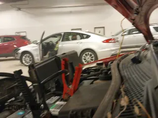 ✅ 2005 Ford Focus ST • VIN: 1FAHP38Z65W121516 • Лот: 41878861. Опубликован ранее на IAAI с пробегом 334 115 миль. Бесплатный доступ к архиву аукционных продаж из США и подробный отчёт об истории автомобиля на DreamBid. Изображение 12.