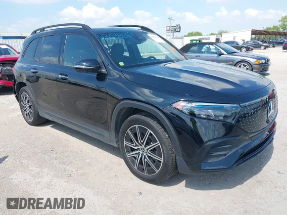 ✅ 2024 Mercedes-Benz EQB 350 • VIN: W1N9M1DB9RN087970 • Lot: 43034069. Wystawiony na IAAI z przebiegiem 9 801 mil. Bezpłatny archiwum sprzedaży aukcyjnych z USA i szczegółowy raport historii pojazdu na DreamBid. Zdjęcie 1.
