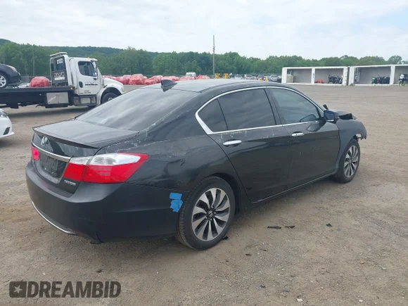 ✅ 2015 Honda Accord EX-L • VIN: 1HGCR6F5XFA008569 • Лот: 45321288. Опубликован ранее на IAAI с пробегом 461 245 миль. Бесплатный доступ к архиву аукционных продаж из США и подробный отчёт об истории автомобиля на DreamBid. Изображение 4.