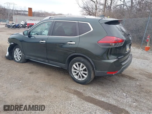 ✅ 2018 Nissan Rogue SV • VIN: 5N1AT2MV9JC702343 • Lot: 44020535. Wystawiony na IAAI z przebiegiem 61 184 mil. Bezpłatny archiwum sprzedaży aukcyjnych z USA i szczegółowy raport historii pojazdu na DreamBid. Zdjęcie 3.