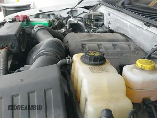 ✅ 2017 Ford Expedition Max Platinum • VIN: 1FMJK1MT9HEA35915 • Lot: 42626678. Wystawiony na IAAI z przebiegiem 141 127 mil. Bezpłatny archiwum sprzedaży aukcyjnych z USA i szczegółowy raport historii pojazdu na DreamBid. Zdjęcie 20.