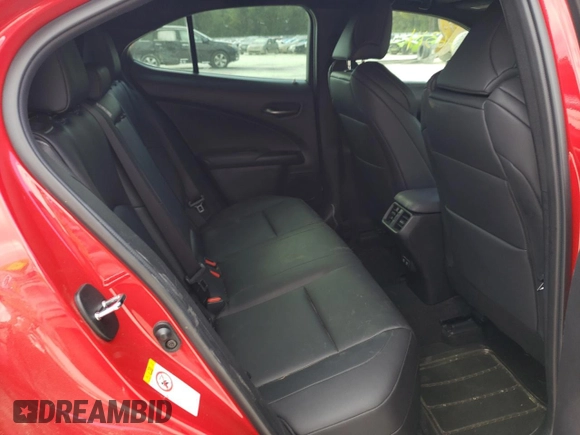 ✅ 2019 Lexus UX 200 • VIN: JTHY3JBH0K2006745 • Lot: 45038693. Wystawiony na Copart z przebiegiem 26 314 mil. Bezpłatny archiwum sprzedaży aukcyjnych z USA i szczegółowy raport historii pojazdu na DreamBid. Zdjęcie 11.