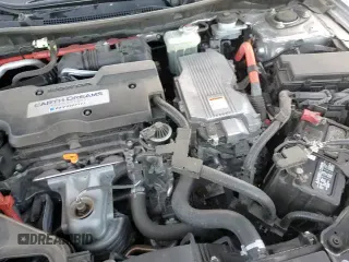 ✅ 2017 Honda Accord Touring • VIN: JHMCR6F73HC023484 • Lot: 84270435. Listed on Copart with 82,952 mi. Free auction sales archive from the USA and detailed vehicle history report at DreamBid. Image 15.