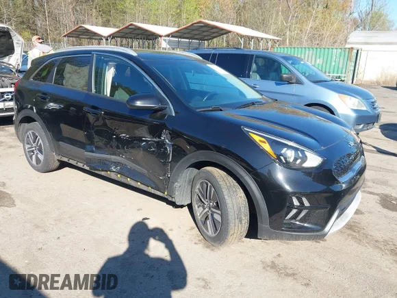 ✅ 2020 Kia Niro LX • VIN: KNDCB3LC5L5436221 • Лот: 44793907. Опубліковано раніше на IAAI з пробігом 69 044 миль. Безкоштовний доступ до архіву аукціонних продажів зі США та докладний звіт про історію автомобіля на DreamBid. Зображення 1.