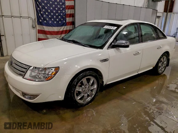 ✅ 2009 Ford Taurus Limited • VIN: 1FAHP25W89G122087 • Lot: 97232875. Wystawiony na Copart z przebiegiem 111 002 mil. Bezpłatny archiwum sprzedaży aukcyjnych z USA i szczegółowy raport historii pojazdu na DreamBid. Zdjęcie 1.