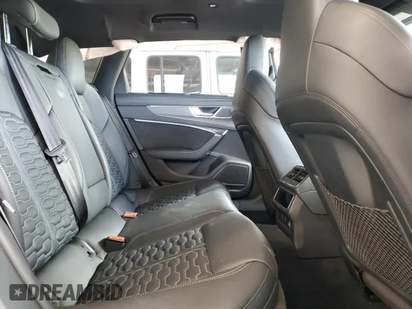 ✅ 2021 Audi RS 6 • VIN: WUA1CBF26MN903796 • Lot: 40626263. Wystawiony na Copart z przebiegiem Nie podano. Bezpłatny archiwum sprzedaży aukcyjnych z USA i szczegółowy raport historii pojazdu na DreamBid. Zdjęcie 11.