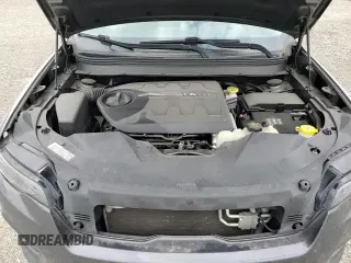 ✅ 2019 Jeep Cherokee Altitude • VIN: 1C4PJMLX9KD270528 • Lot: 85801295. Listed on Copart with 89,599 mi. Free auction sales archive from the USA and detailed vehicle history report at DreamBid. Image 16.