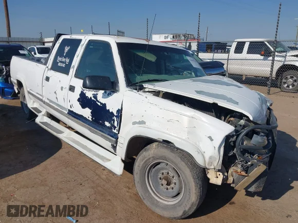 ✅ 1998 Chevrolet Silverado 3500 • VIN: 1GCGC33J9WF014190 • Lot: 42898528. Listed on IAAI with 206,225 mi. Free auction sales archive from the USA and detailed vehicle history report at DreamBid. Image 1.