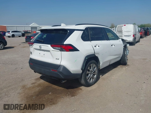 ✅ 2019 Toyota RAV4 XLE Premium • VIN: JTMC1RFV4KD039851 • Lot: 44671015. Wystawiony na IAAI z przebiegiem 82 286 mil. Bezpłatny archiwum sprzedaży aukcyjnych z USA i szczegółowy raport historii pojazdu na DreamBid. Zdjęcie 4.