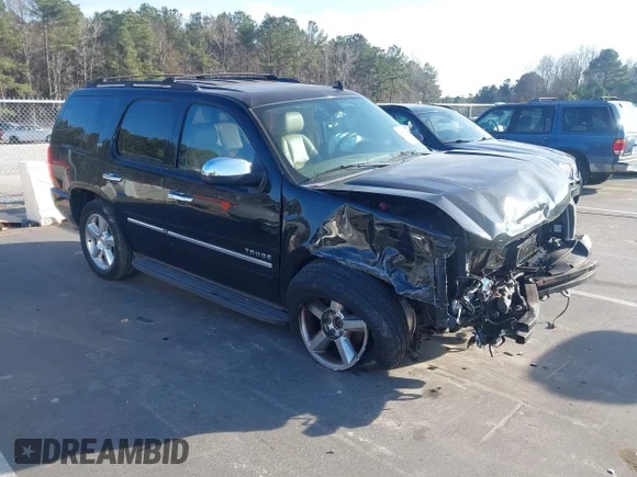 ✅ 2011 Chevrolet Tahoe LTZ • VIN: 1GNSKCE03BR229033 • Lot: 44071070. Wystawiony na IAAI z przebiegiem 120 323 mil. Bezpłatny archiwum sprzedaży aukcyjnych z USA i szczegółowy raport historii pojazdu na DreamBid. Zdjęcie 1.