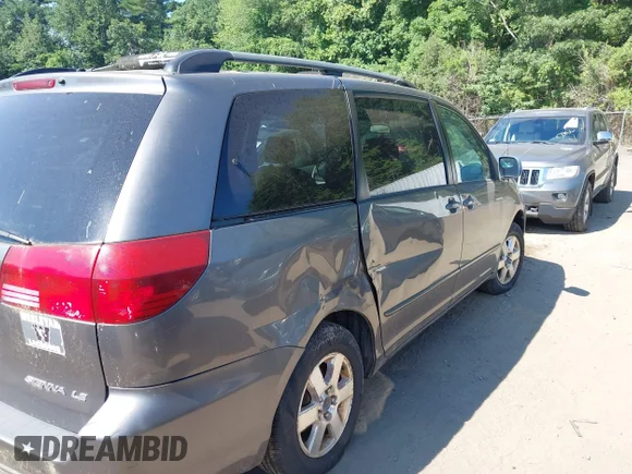 ✅ 2004 Toyota Sienna LE • VIN: 5TDZA23C34S143260 • Лот: 45614255. Опубликован ранее на IAAI с пробегом 209 544 миль. Бесплатный доступ к архиву аукционных продаж из США и подробный отчёт об истории автомобиля на DreamBid. Изображение 4.