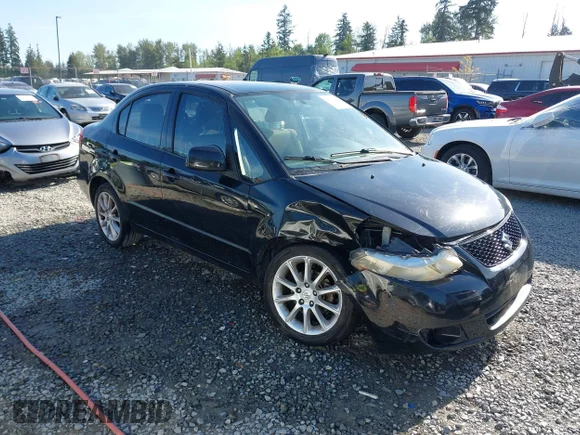 ✅ 2011 Suzuki SX4 LE • VIN: JS2YC5A21B6304810 • Лот: 45161687. Опубликован ранее на IAAI с пробегом 128 453 миль. Бесплатный доступ к архиву аукционных продаж из США и подробный отчёт об истории автомобиля на DreamBid. Изображение 1.