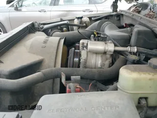 2000 GMC Sierra 1500 SLE с VIN 1GTEC14W4YZ323623, выставлен на аукционе IAAI как лот 41886710 с пробегом 261 345 миль миль и . История ставок и продаж доступна на DreamBid. Изображение 12.