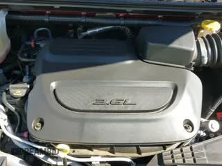 ✅ 2023 Chrysler Pacifica Touring L • VIN: 2C4RC1BG9PR578094 • Lot: 43481896. Wystawiony na IAAI z przebiegiem 68 048 mil. Bezpłatny archiwum sprzedaży aukcyjnych z USA i szczegółowy raport historii pojazdu na DreamBid. Zdjęcie 19.