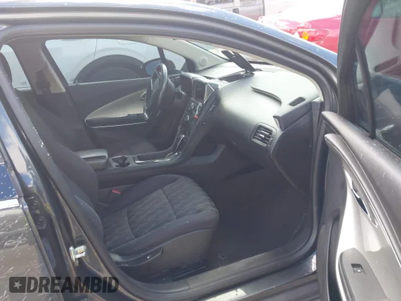✅ 2015 Chevrolet Volt • VIN: 1G1RA6E47FU108399 • Lot: 44616149. Wystawiony na IAAI z przebiegiem 152 853 mil. Bezpłatny archiwum sprzedaży aukcyjnych z USA i szczegółowy raport historii pojazdu na DreamBid. Zdjęcie 5.