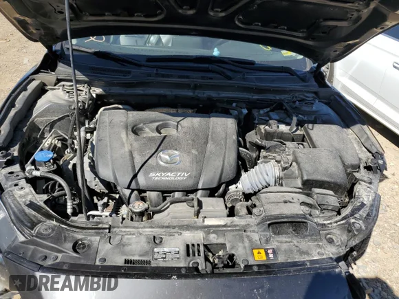 ✅ 2018 Mazda 3 Touring • VIN: 3MZBN1V33JM254557 • Lot: 61550772. Wystawiony na Copart z przebiegiem 36 611 mil. Bezpłatny archiwum sprzedaży aukcyjnych z USA i szczegółowy raport historii pojazdu na DreamBid. Zdjęcie 7.